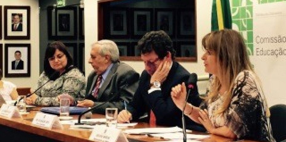 ABMES participa de seminário na Câmara para debater Marco Regulatório da Educação a Distância