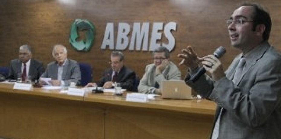 Novas Diretrizes Curriculares de Medicina são apresentadas em seminário da ABMES